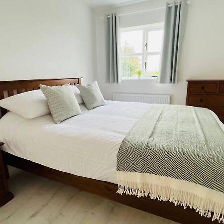 Private Apartment One On Lough Corrib, Oughterard Galway Esterno foto