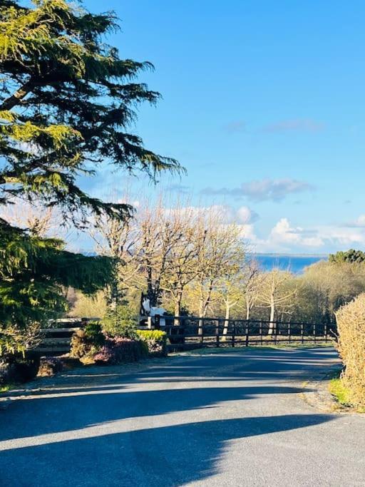 Private Apartment One On Lough Corrib, Oughterard Galway Esterno foto