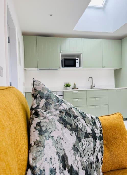 Private Apartment One On Lough Corrib, Oughterard Galway Esterno foto
